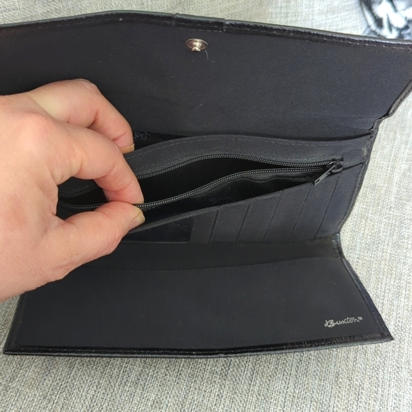 BUXTON Genuine Leather Vintage Minimalist Black Wallet w Kiss Lock Change Pouch - Picture 12 of 16